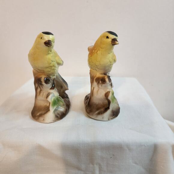 Pair Vintage Japan Gold Finch Bird Figurines Hand Painted Ceramic - Picture 5 of 8